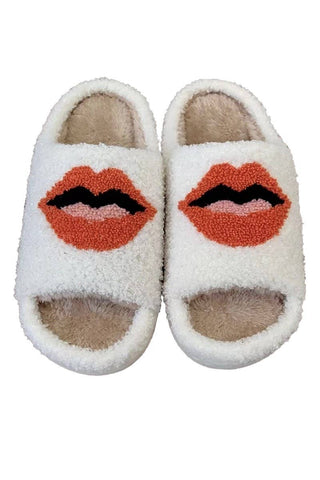 lips slippers