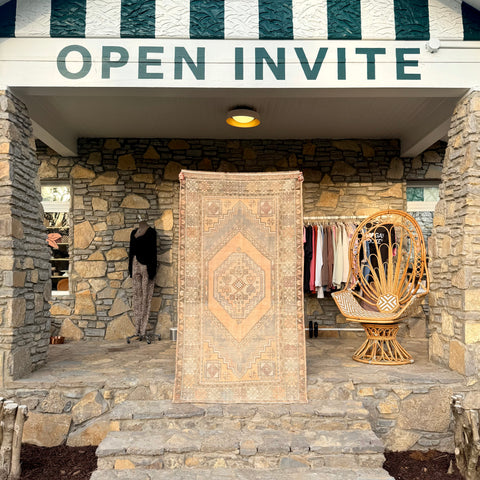 mya {3’6” x 6’7”}