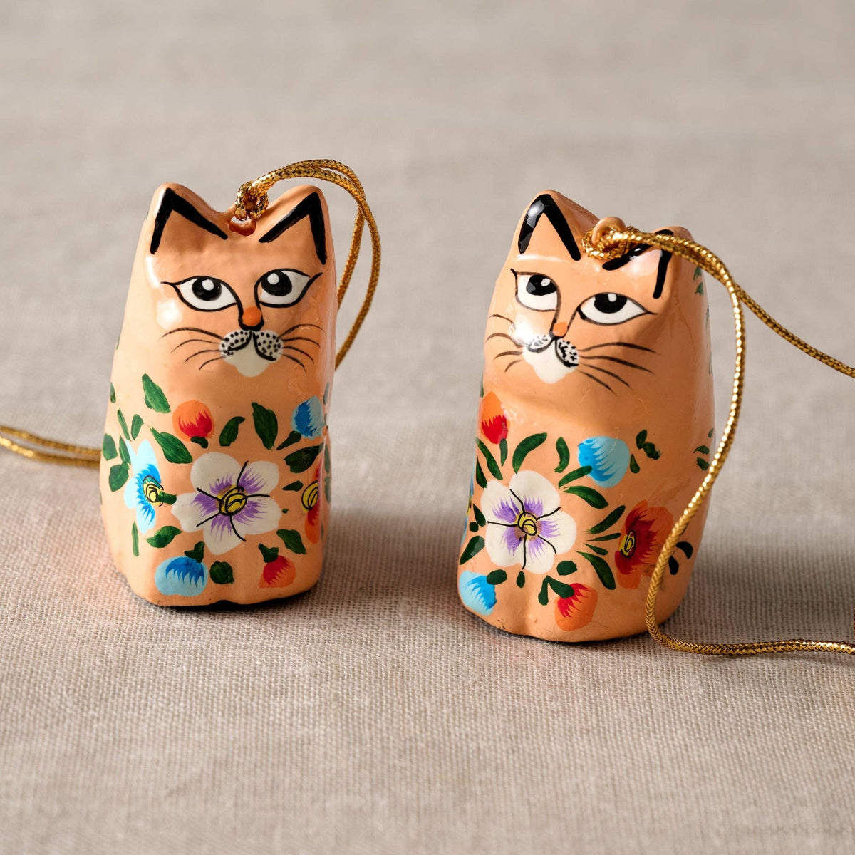 parisi paper machete cat ornament