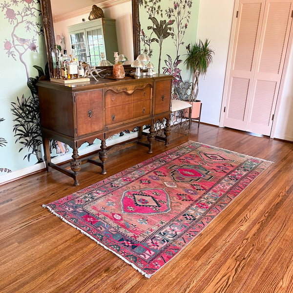 nova {4' x 8'5"}