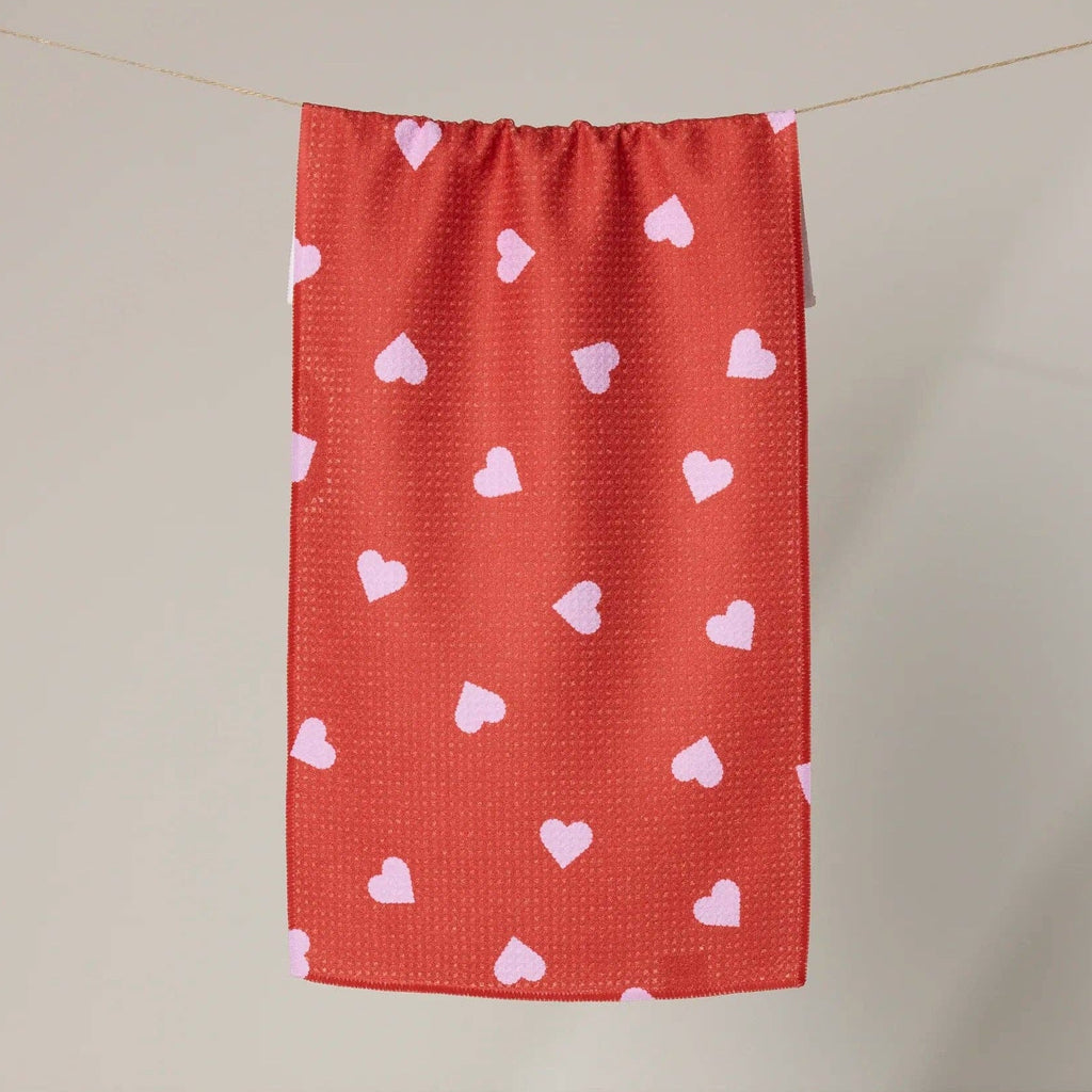 love toss bar towel
