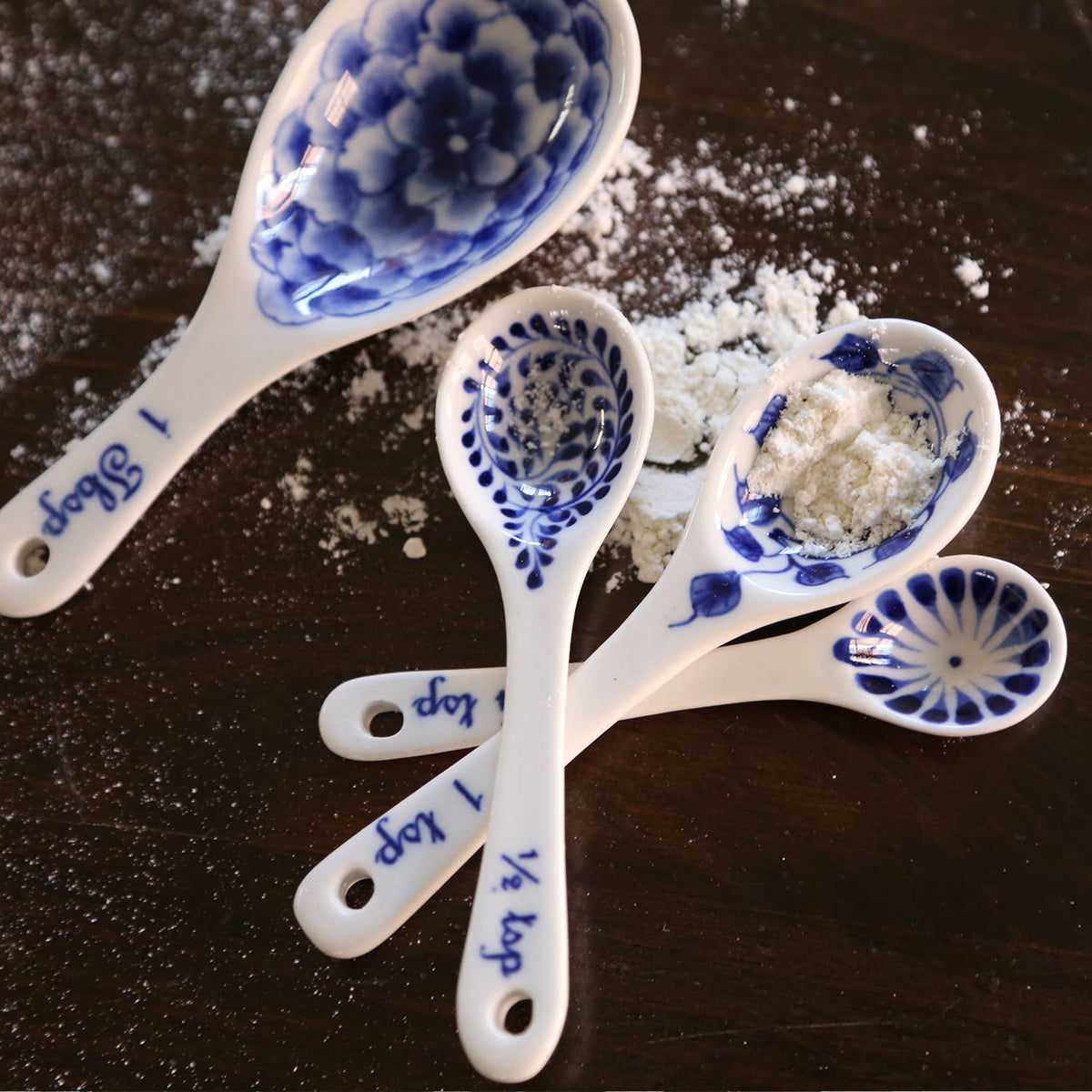 white & blue ceramic measuring spoon set
