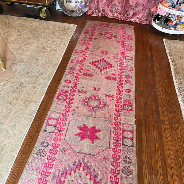 vivian {2'10" x 12'}