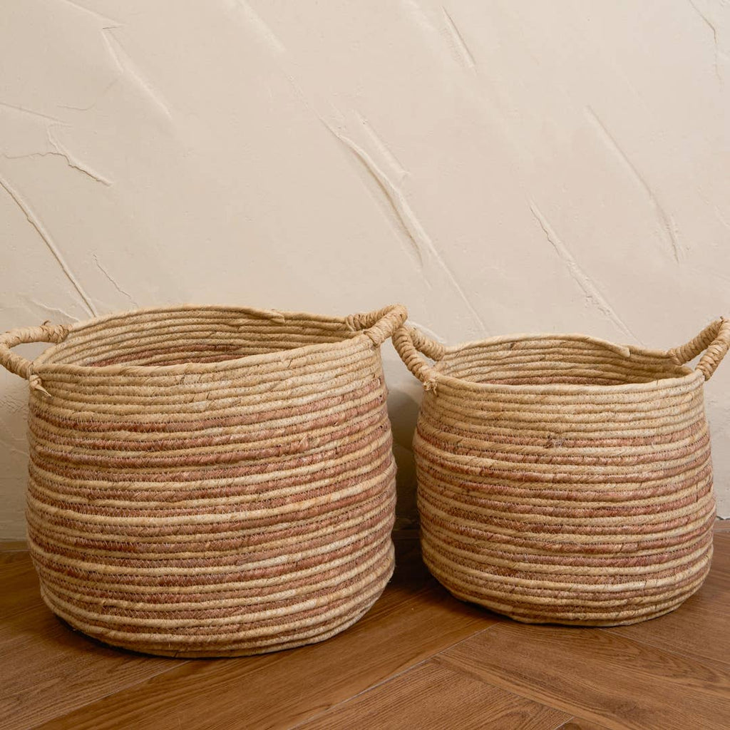 natural corn husk basket {small}