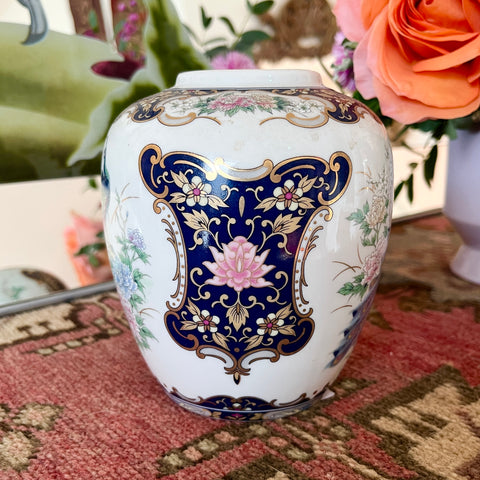 vintage toyo japanese porcelain ginger jar