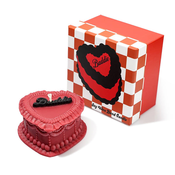 baddie vintage heart cake candle