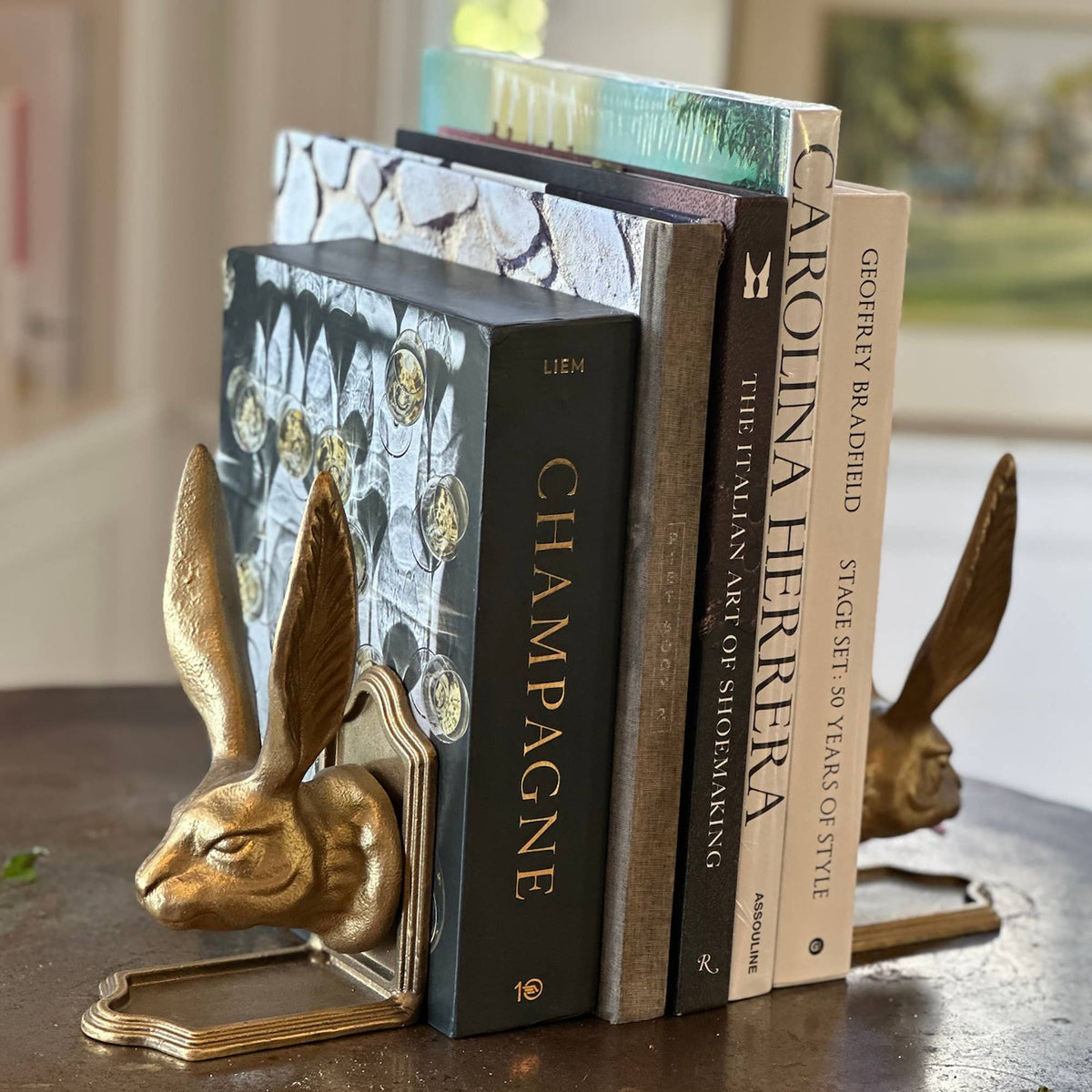 rabbit decorative bookend set