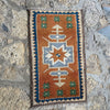 lorne { 1’10” x 3’1” }
