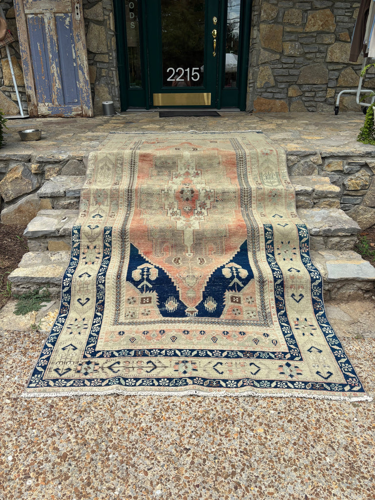 capricorn {4’6” x 9’3”} zodiac collection