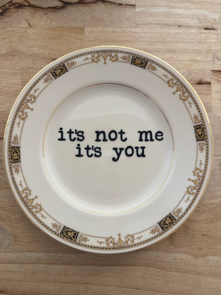 it's not me plate