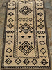 rae {2’8” x 14’5”}
