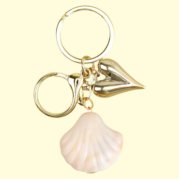 shell & heart keychain