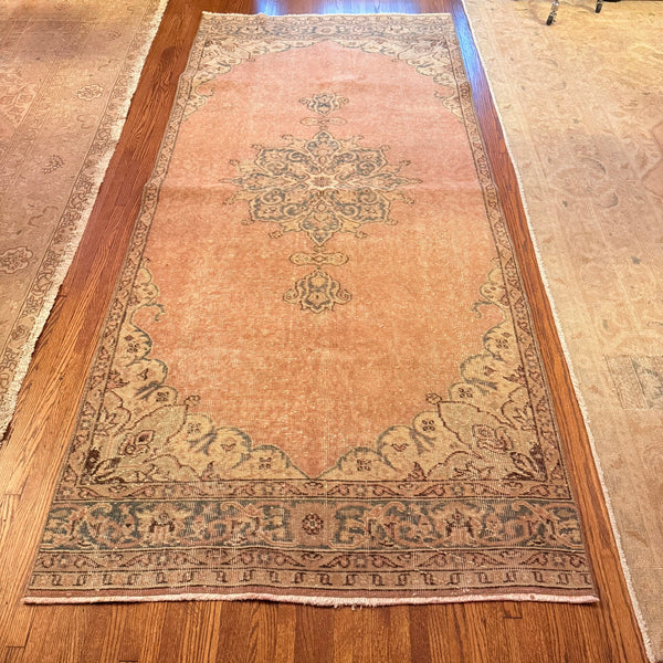 brenner {4’ x 8’9” }