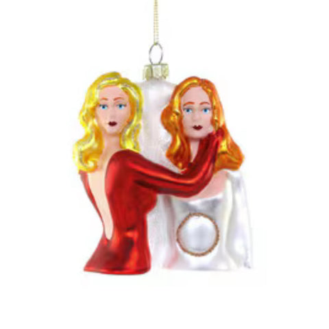 death becomes her ornament