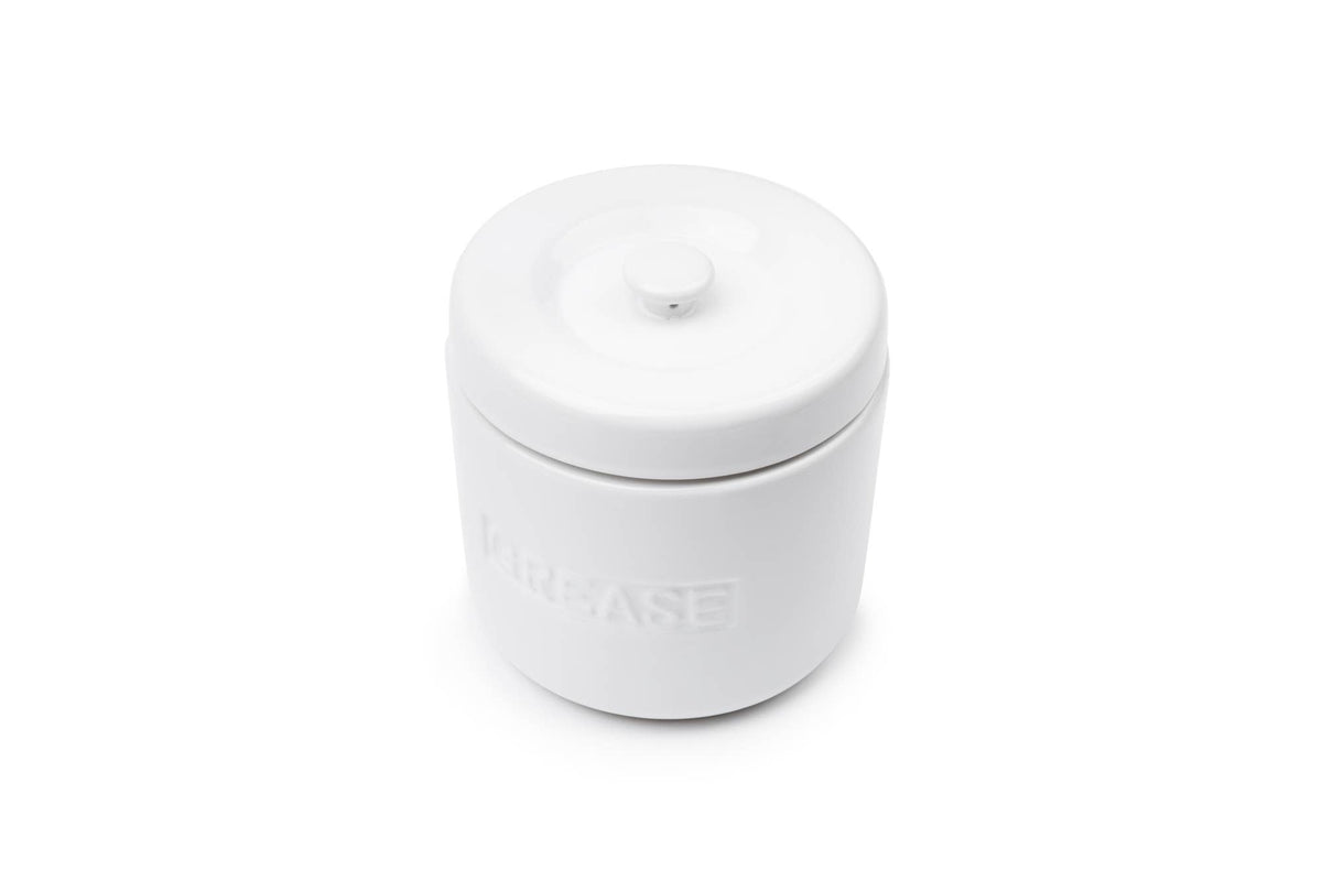 grease container {white porcelain}