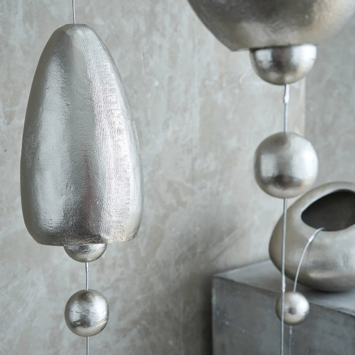 nickel hanging bell {conical}