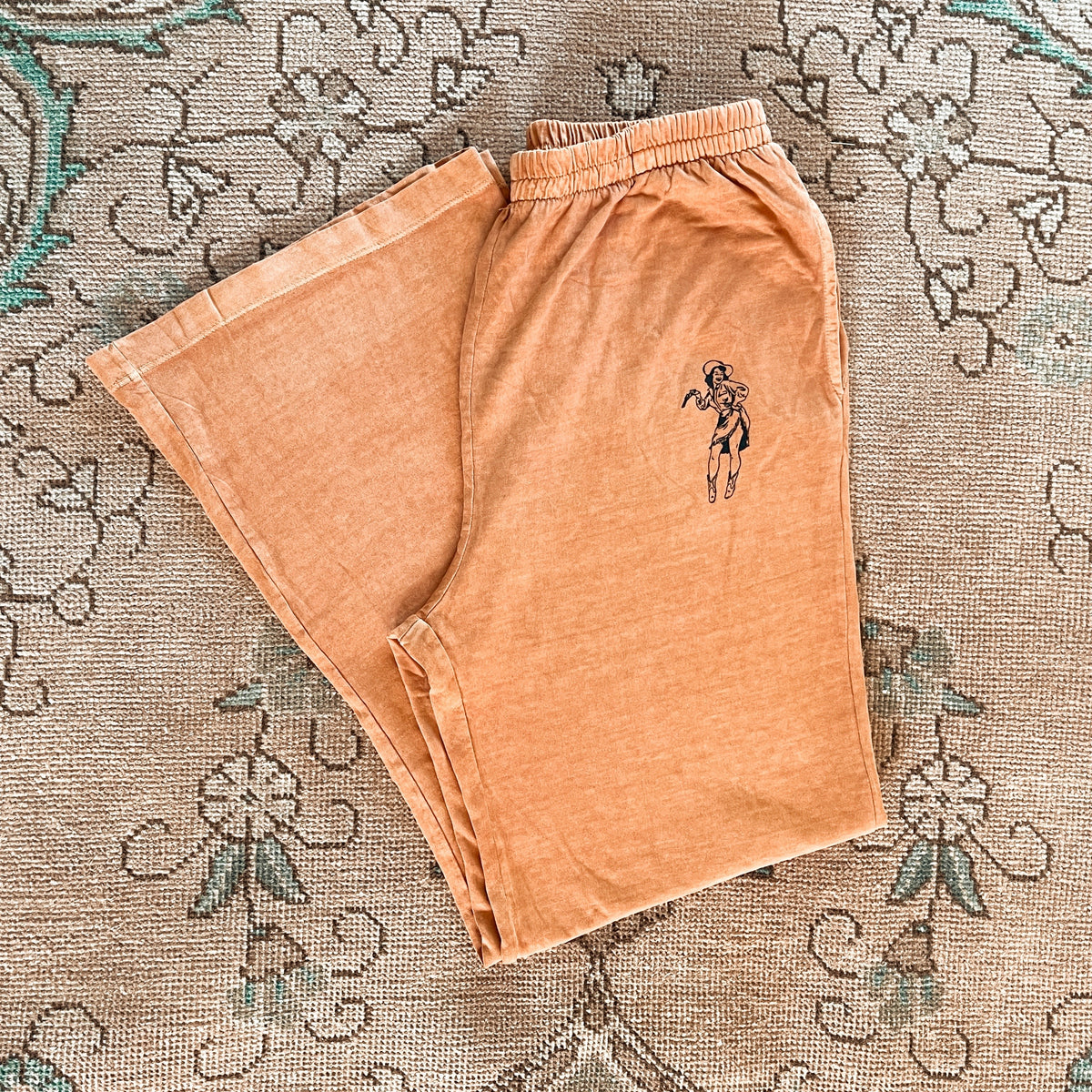 it’s the guns western cropped sweatshirt