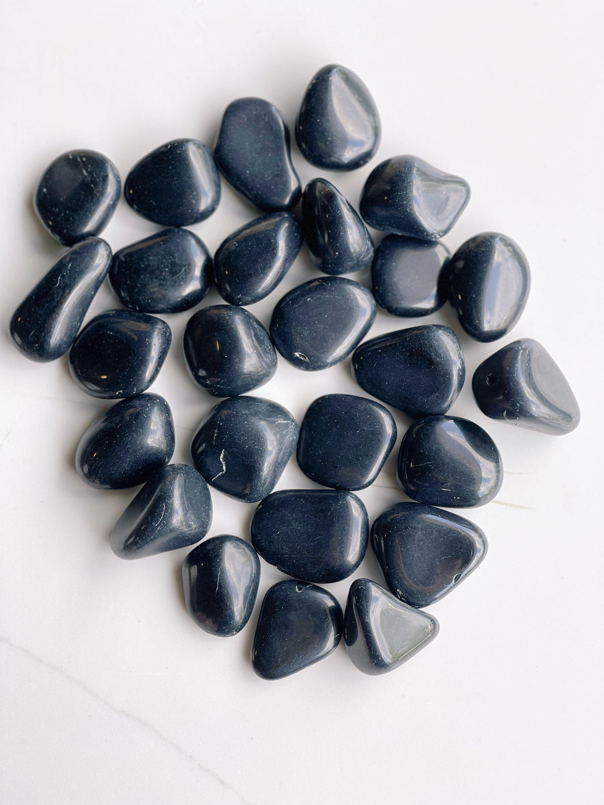 tumbled obsidian - Apple & Oak