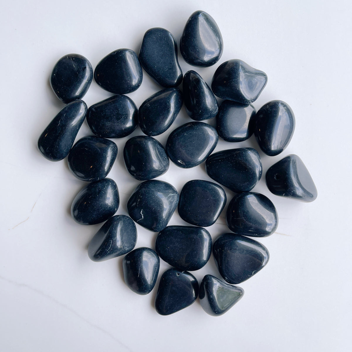 tumbled obsidian - Apple & Oak