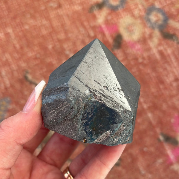 hematite polished point